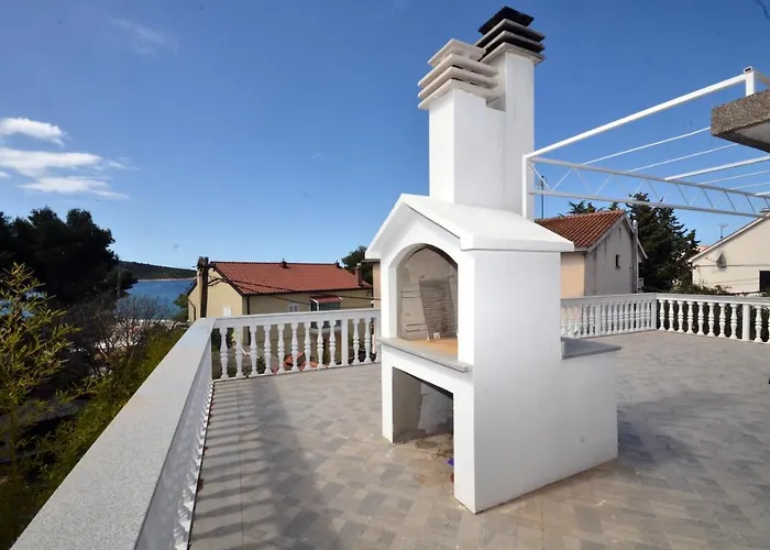 Blue Sky Apartment Primosten